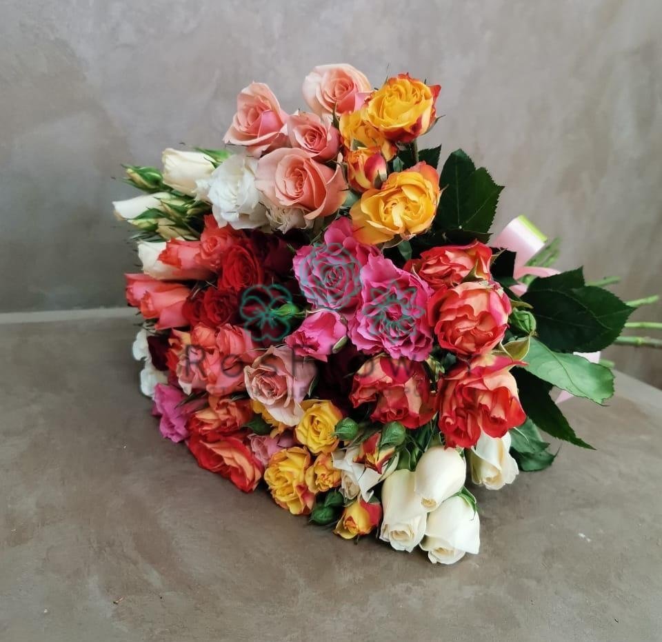 Букет цветов из: Розы в Дмитриеве