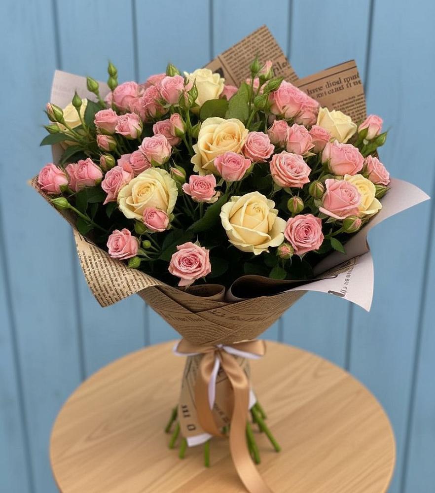 Букет цветов из: Розы в Дмитриеве