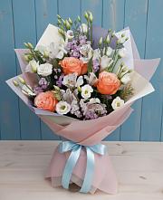 Букет цветов из:  Лизиантусы, Розы, Альстромерии и Гипсофила в Дмитриеве
