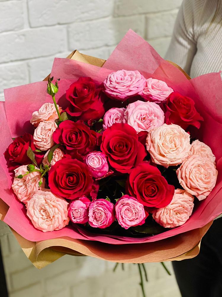 Букет цветов из: Розы в Дмитриеве