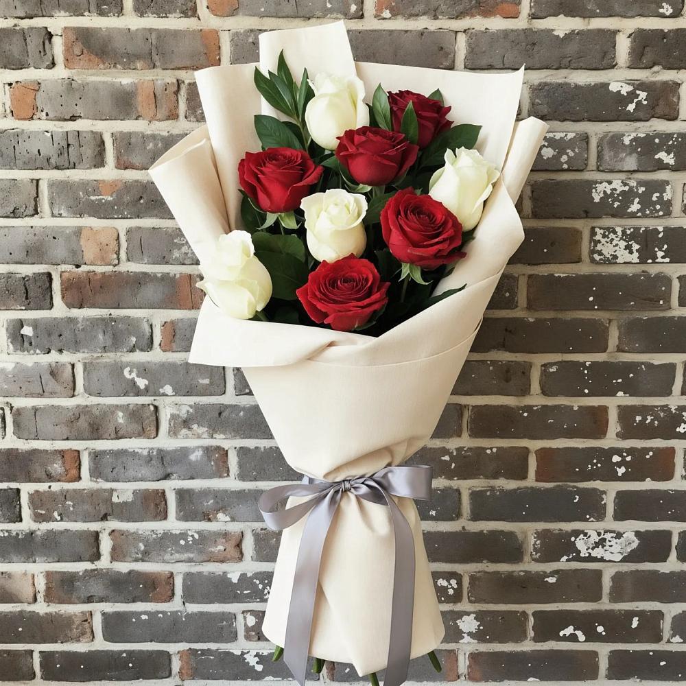 Букет цветов из: Розы в Дмитриеве