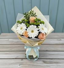 Букет цветов из:  Герберы, Розы и Хризантемы в Дмитриеве