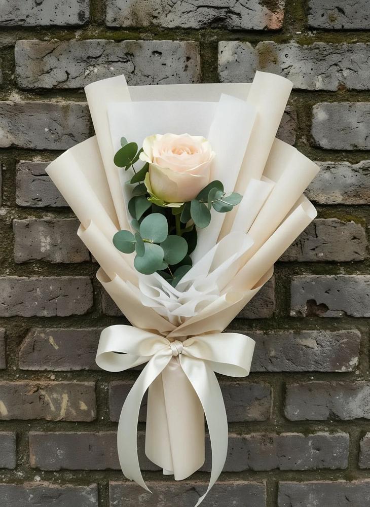 Букет цветов из: Розы в Дмитриеве