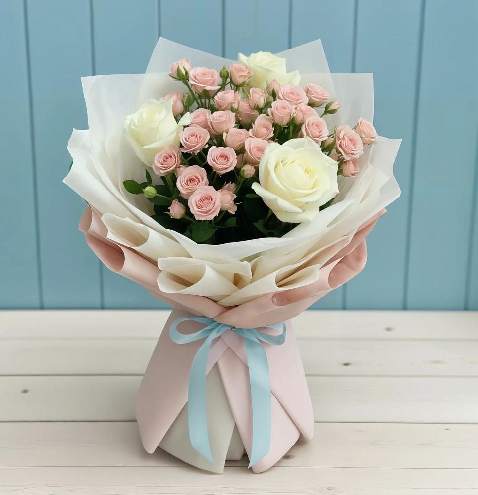 Букет цветов из: Розы в Дмитриеве