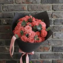 Букет цветов из:  Розы #REPLACE_PRED# Дмитриеве