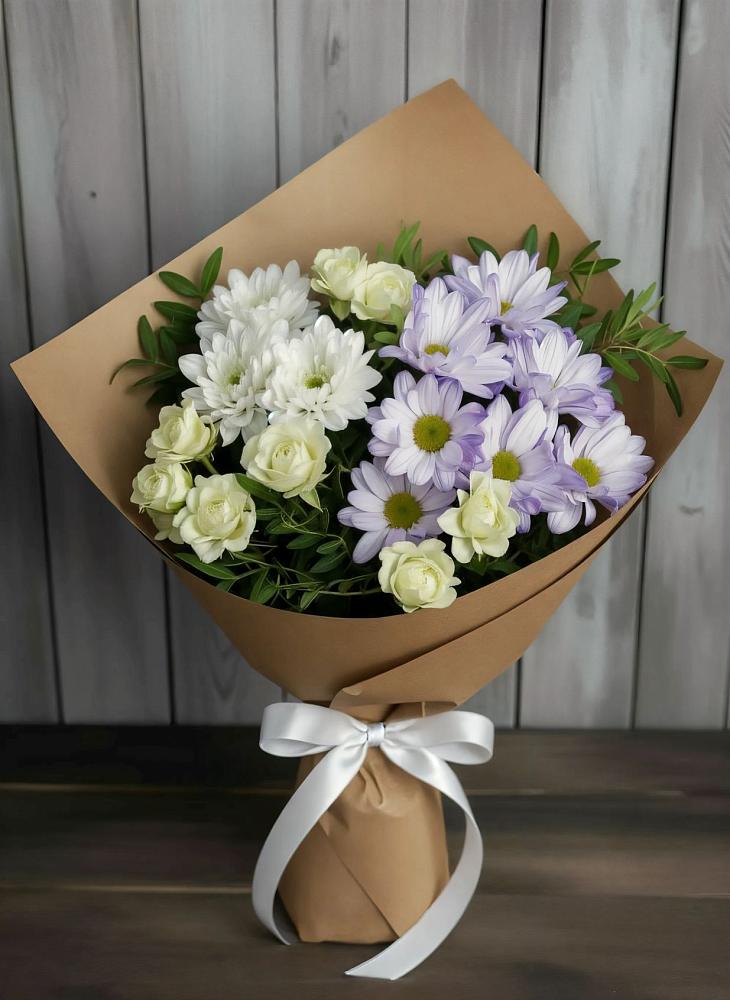 Букет цветов из: Хризантемы и Розы в Дмитриеве